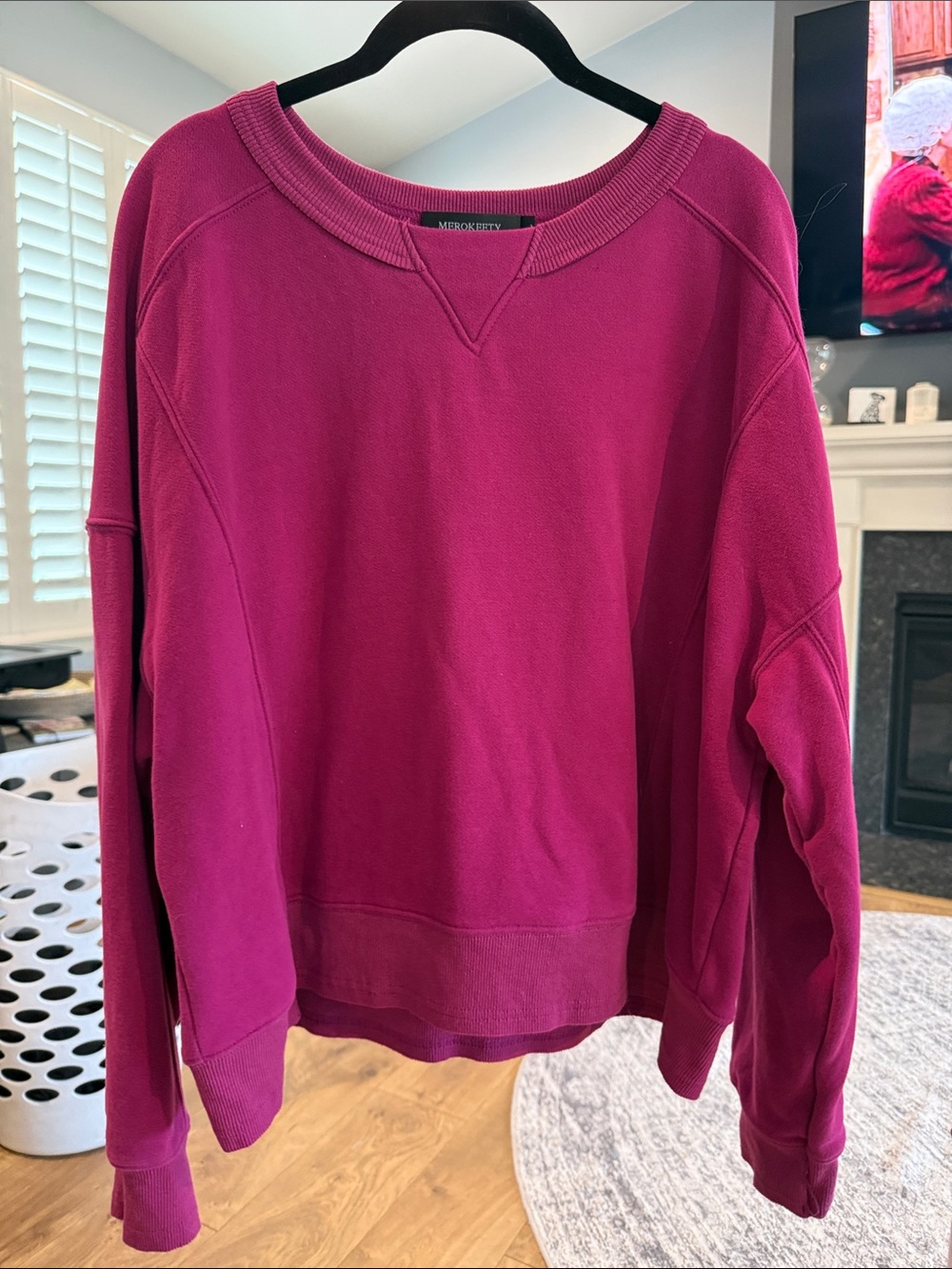 Women's Crewneck Sweatshirt - Deep Magenta